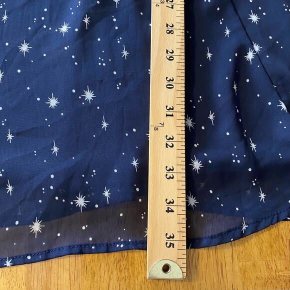 Le Lis Blue Galaxy Star Smocked Waist Casual Flowy Mini Dress Womens - Picture 11 of 11